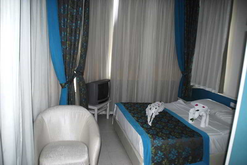 Rosella Hotel Алания Экстерьер фото