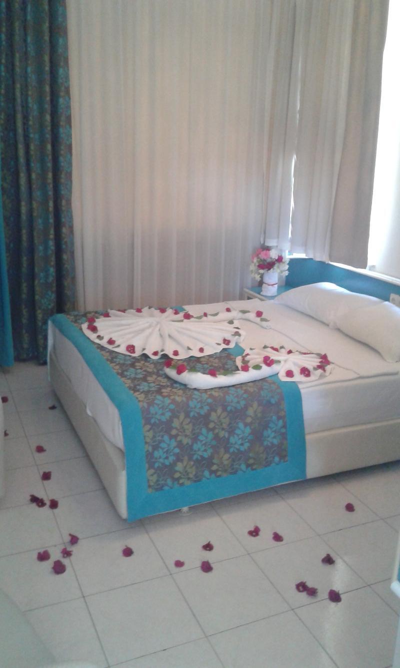 Rosella Hotel Алания Экстерьер фото