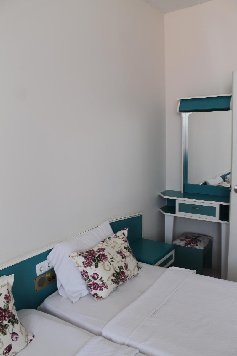 Rosella Hotel Алания Экстерьер фото