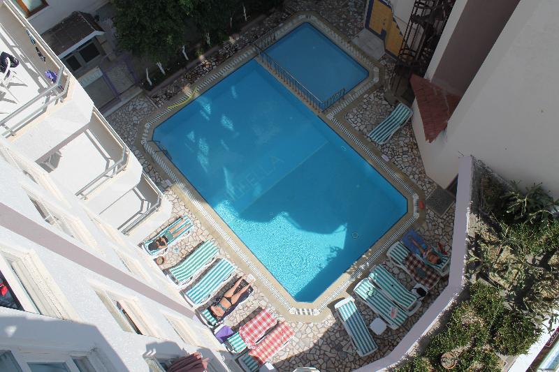 Rosella Hotel Алания Экстерьер фото